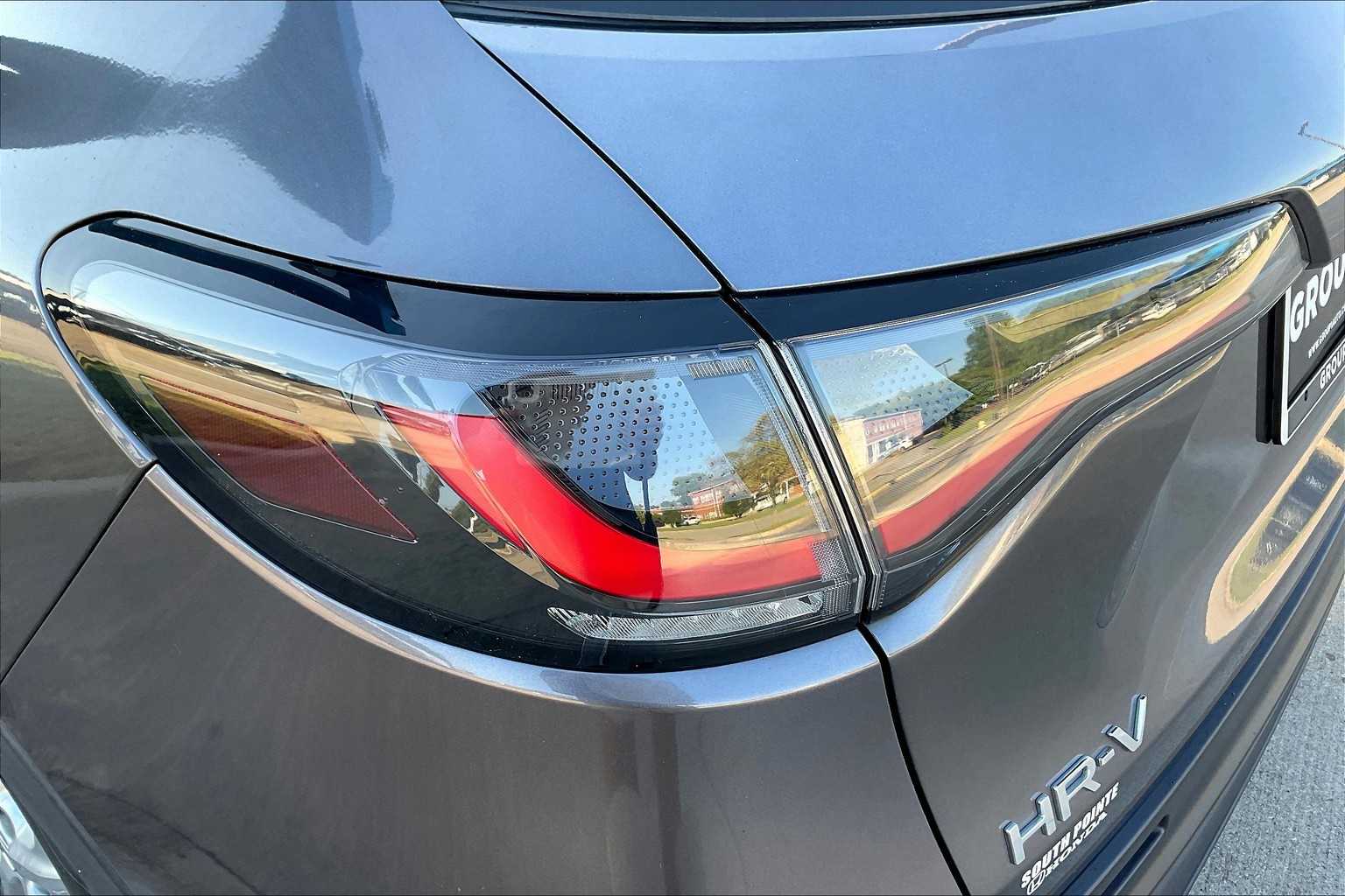 2024 Honda HR-V LX photo 27