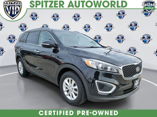 2017 Kia Sorento LX's photo