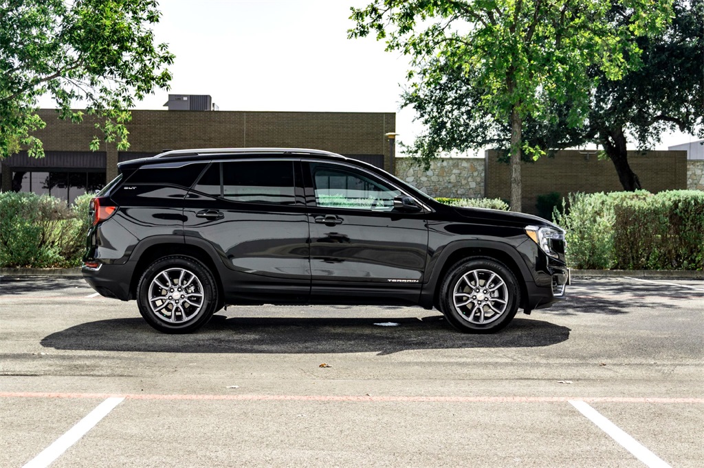 2024 Gmc Terrain SLT photo 4