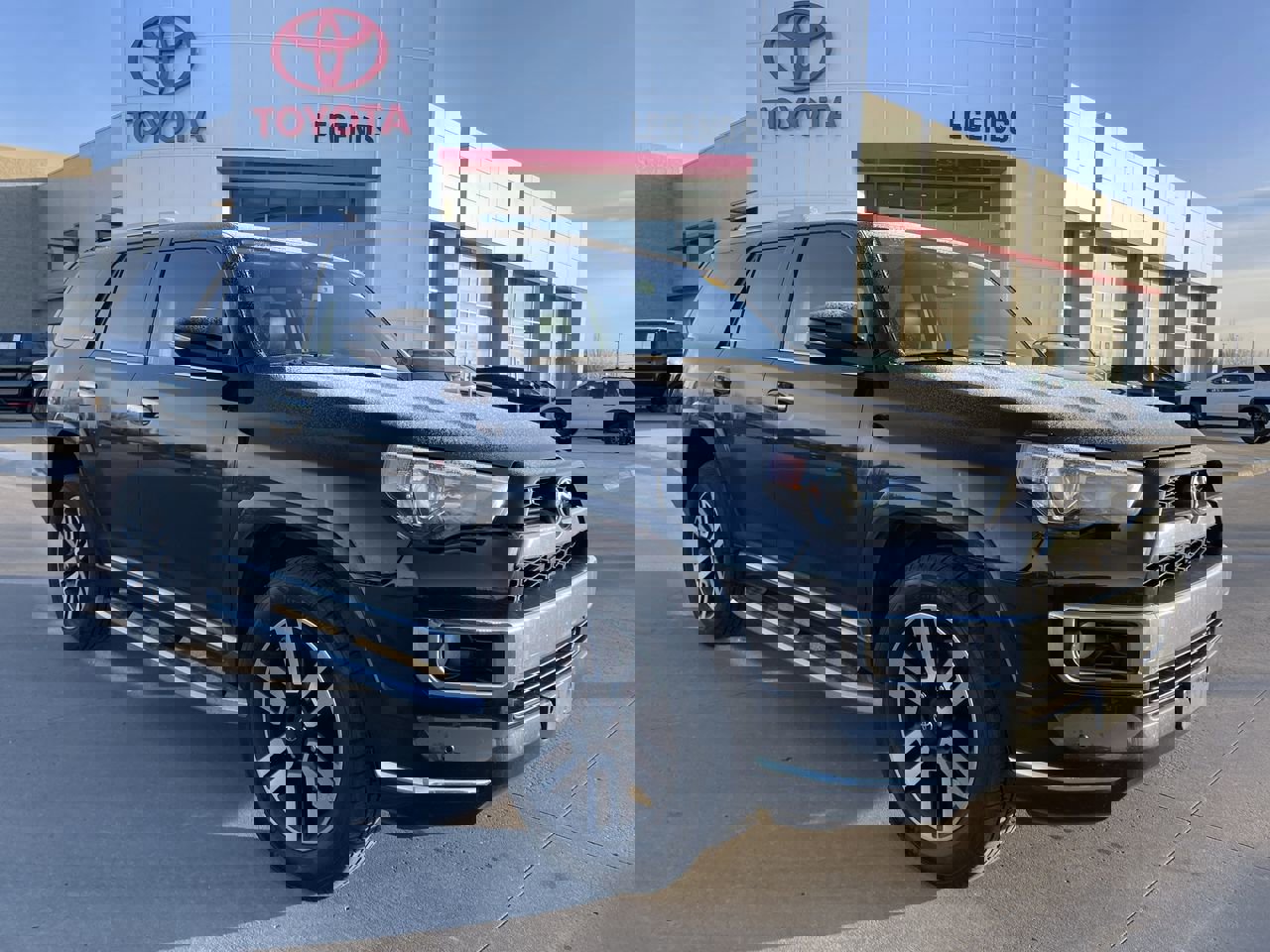 2015 Toyota 4Runner Limited's photo