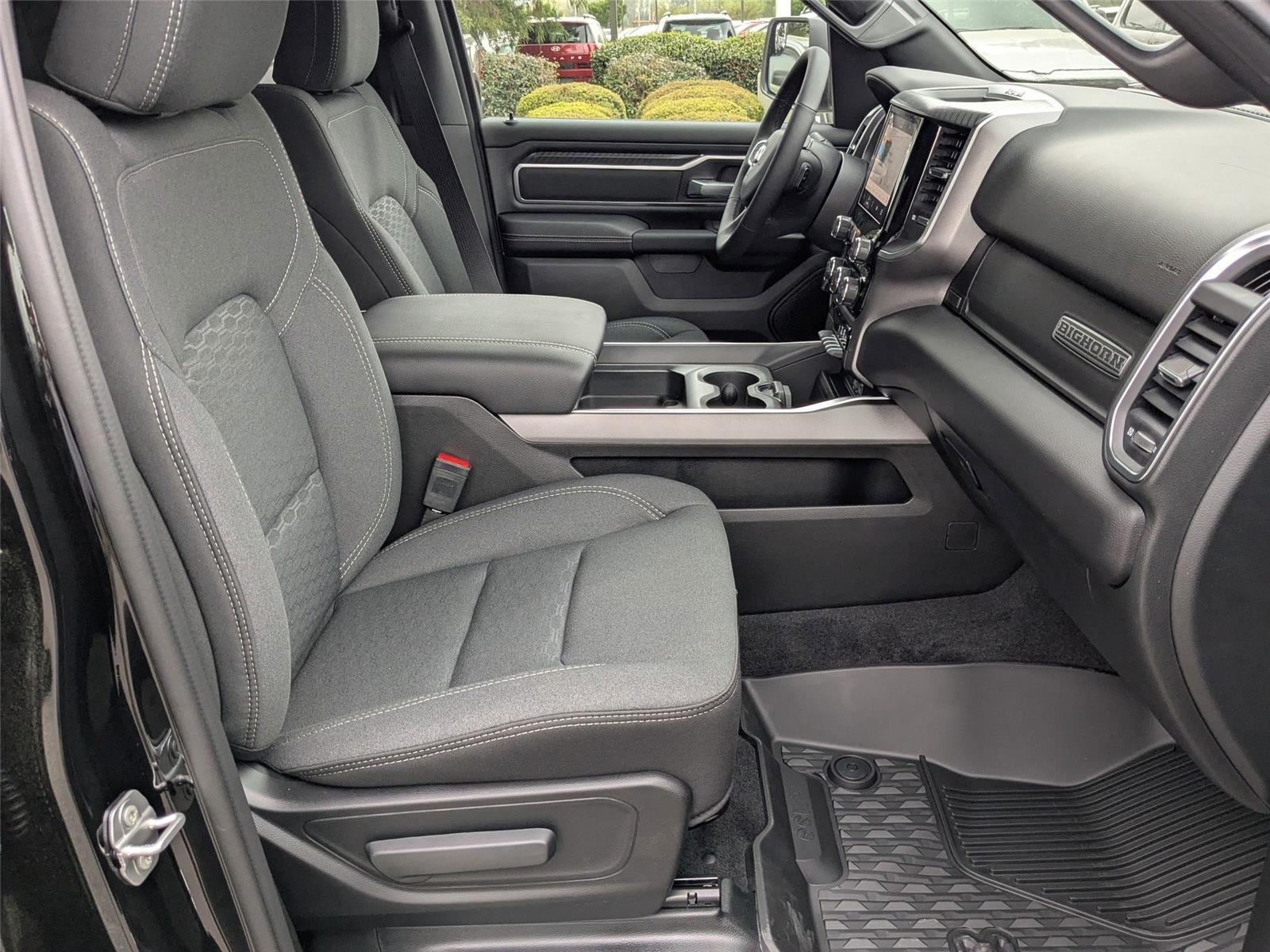 2025 Ram 1500 Big Horn photo 30