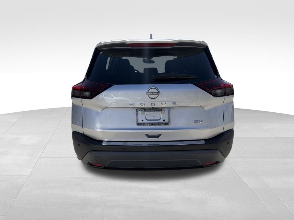 2023 Nissan Rogue SV photo 4