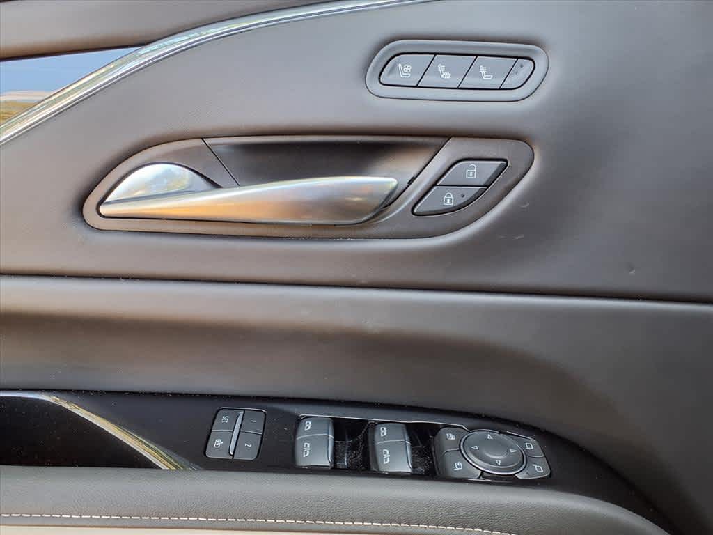 2024 Cadillac Escalade ESV V-Series photo 13