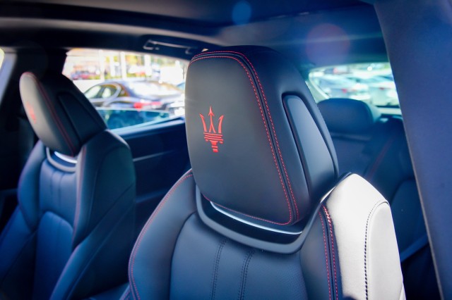 2024 Maserati Levante GT photo 16