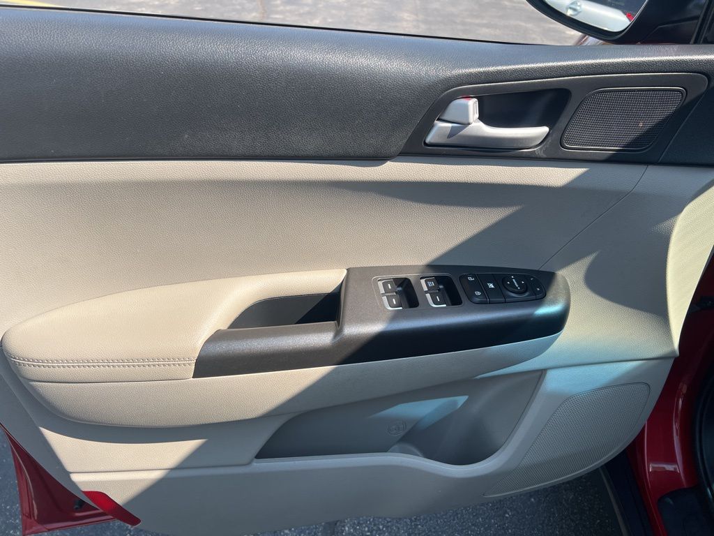 2020 Kia Sportage LX photo 7