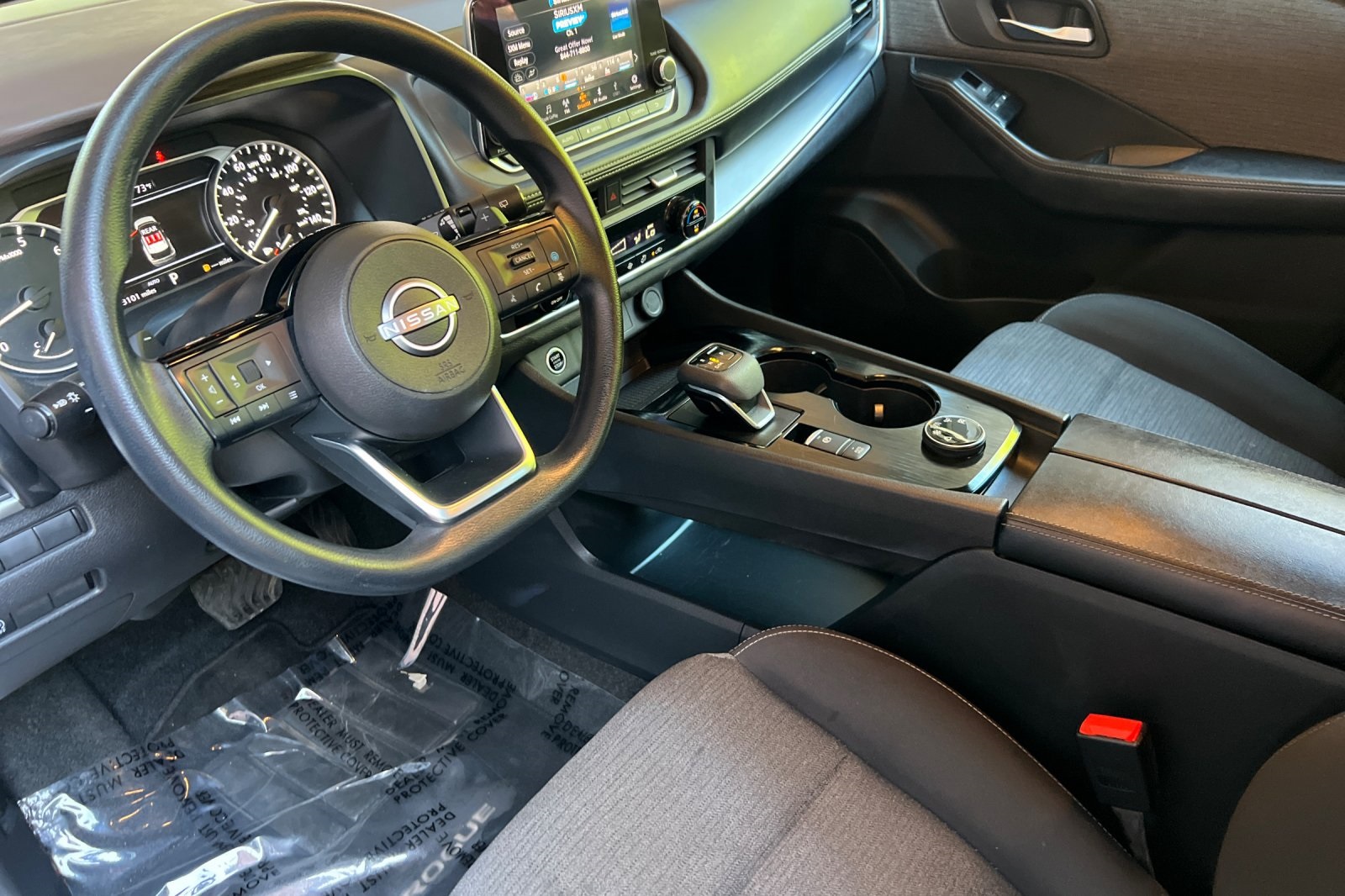 2023 Nissan Rogue SV photo 10