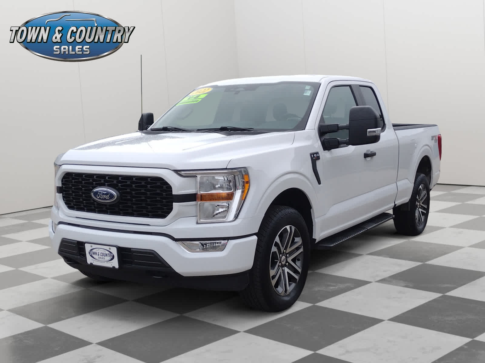 2022 Ford F-150 XL photo 3