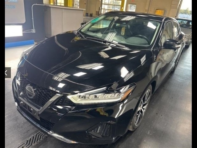 2021 Nissan Maxima SV photo 3