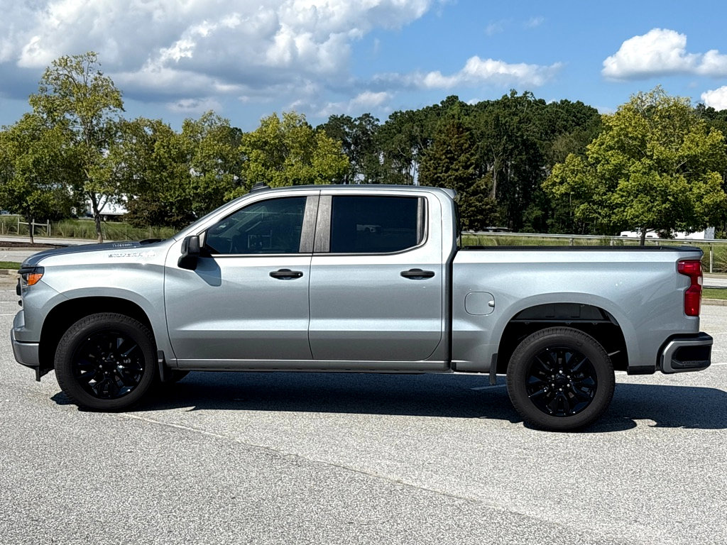2025 Chevrolet Silverado 1500 Custom photo 21