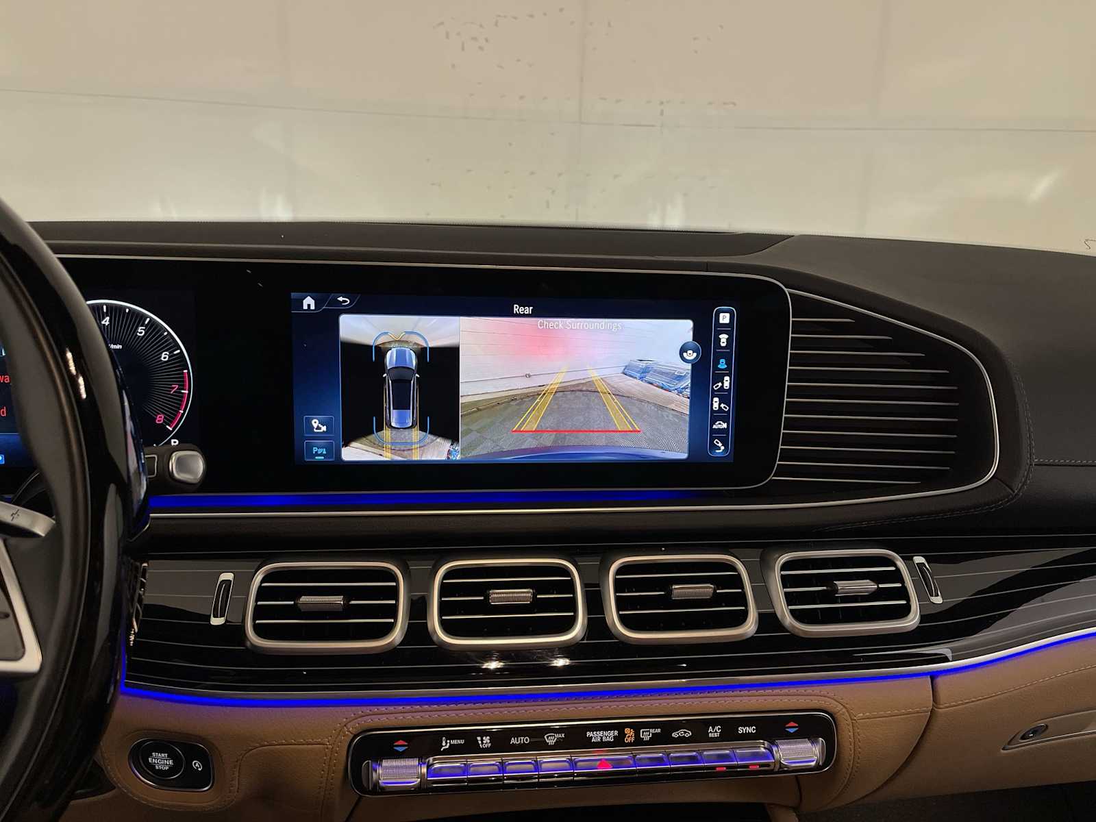 2024 Mercedes Benz GLS 580 4MATIC photo 14