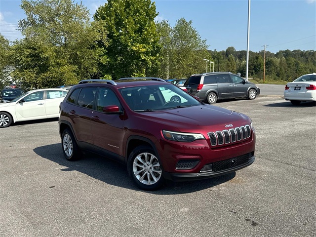 2021 Jeep Cherokee Latitude photo 2