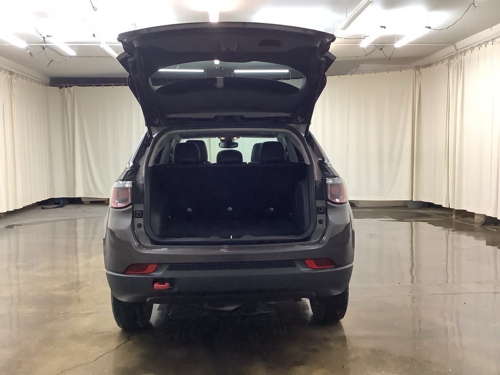 2022 Jeep Compass Trailhawk photo 9