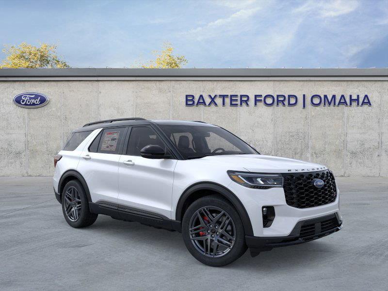 2025 Ford Explorer ST's photo