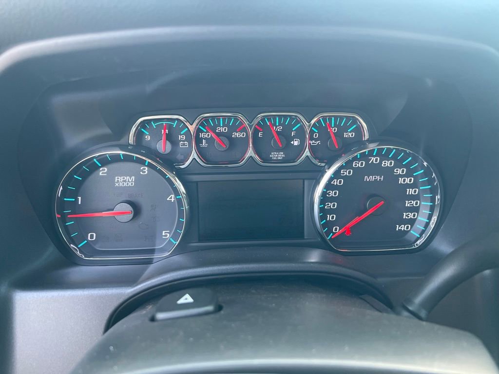 2023 Chevrolet Silverado 5500HD LT photo 35
