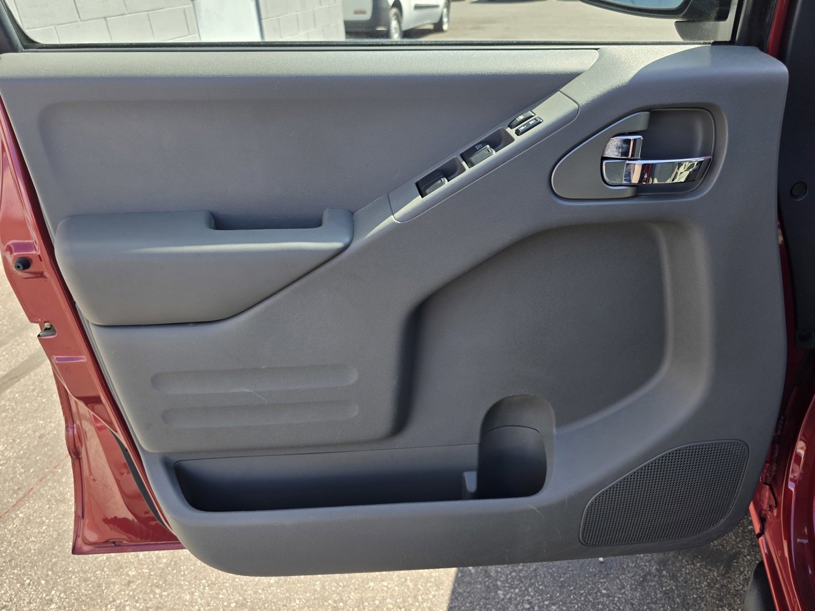 2019 Nissan Frontier SV photo 17