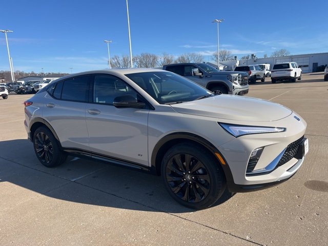 2026 Buick Envista Sport Touring's photo