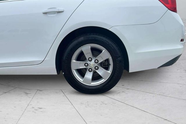 2016 Chevrolet Malibu Limited LS photo 31