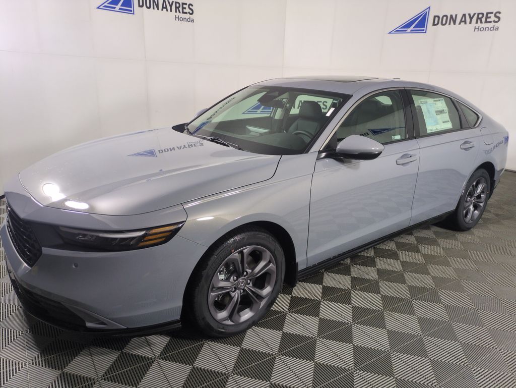 2025 Honda Accord Hybrid EX-L's photo