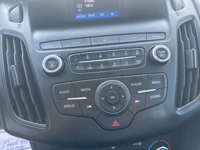 2018 Ford Focus SE photo 13