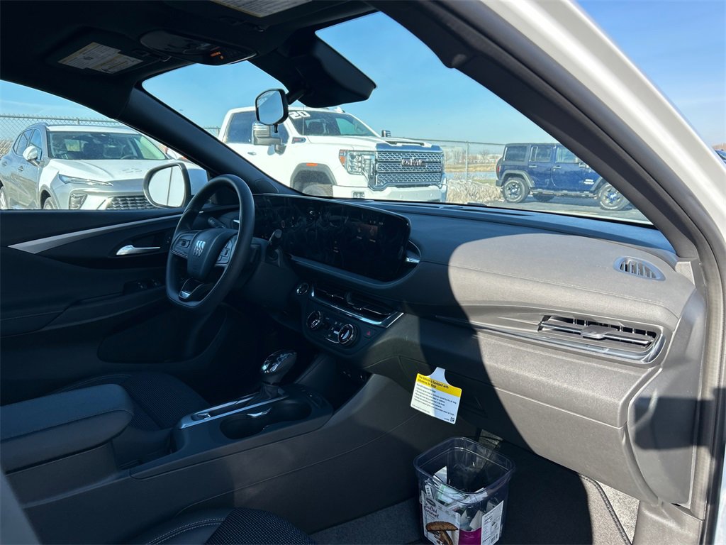 2026 BUICK ENVISTA - Image 33