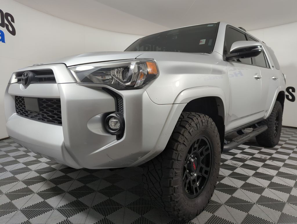2021 Toyota 4Runner SR5 Premium's photo