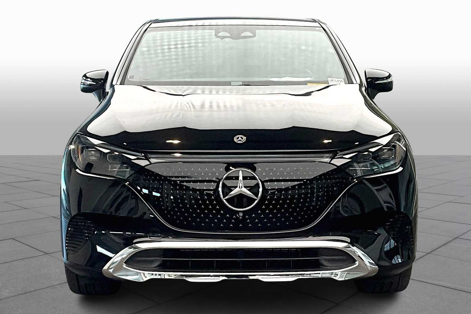 2024 Mercedes Benz EQE SUV 350 4MATIC photo 3