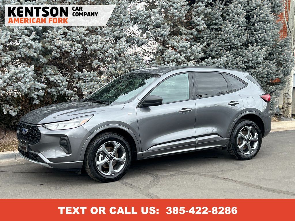 2024 Ford Escape ST-Line's photo