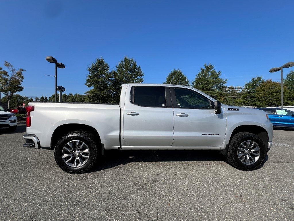 2020 Chevrolet Silverado 1500 RST photo 4