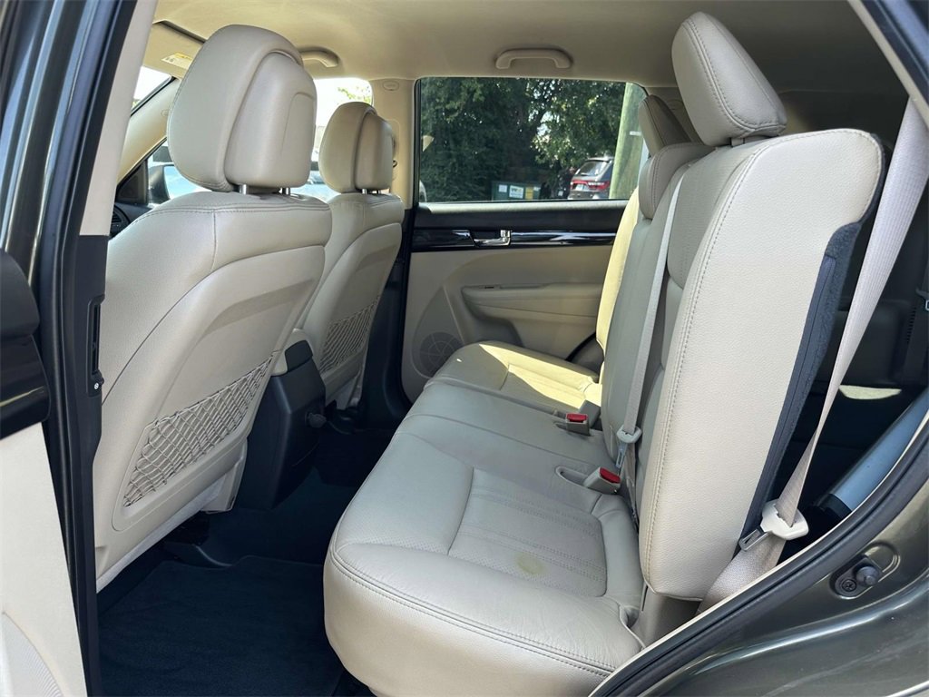 2012 Kia Sorento EX photo 13