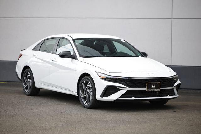 2025 Hyundai Elantra Blue