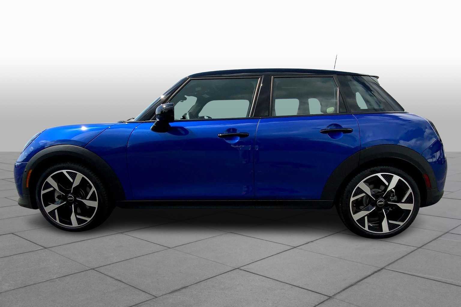 2025 Mini Cooper 4 Door Hardtop S photo 30