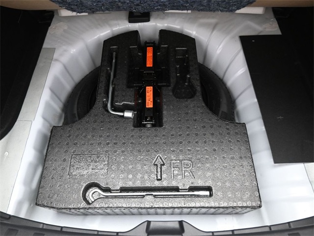 2025 Nissan Kicks Play S photo 29