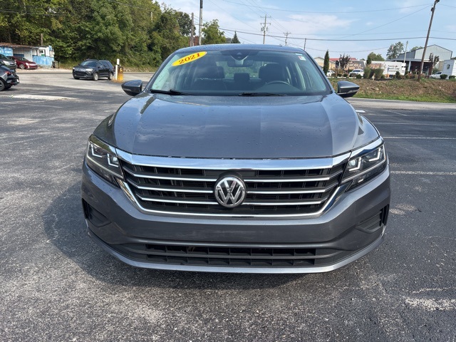 2021 Volkswagen Passat 2.0T SE photo 2