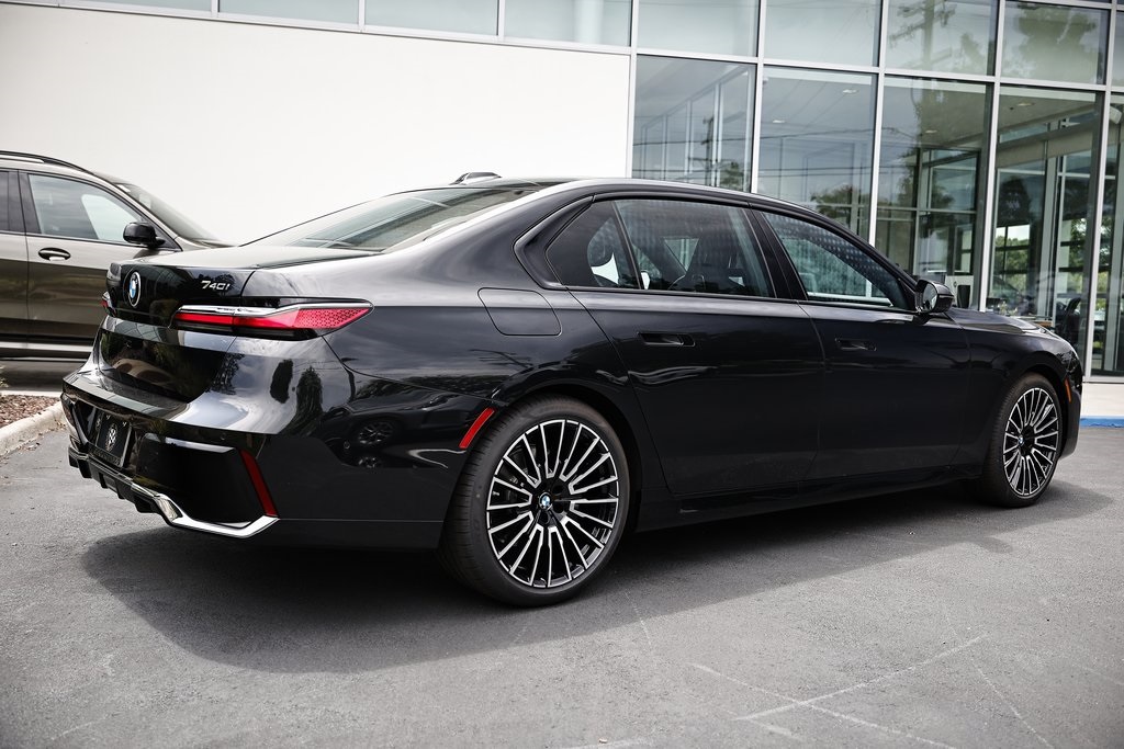 2025 Bmw 740i photo 7