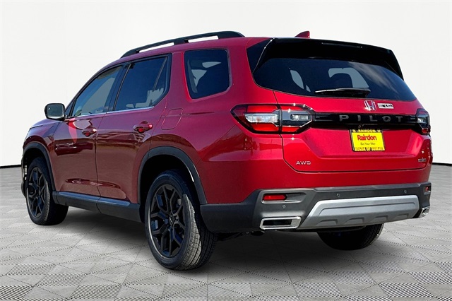 2025 Honda Pilot Touring photo 3