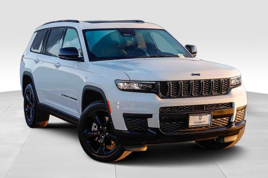 2025 Jeep Grand Cherokee Altitude X photo 2