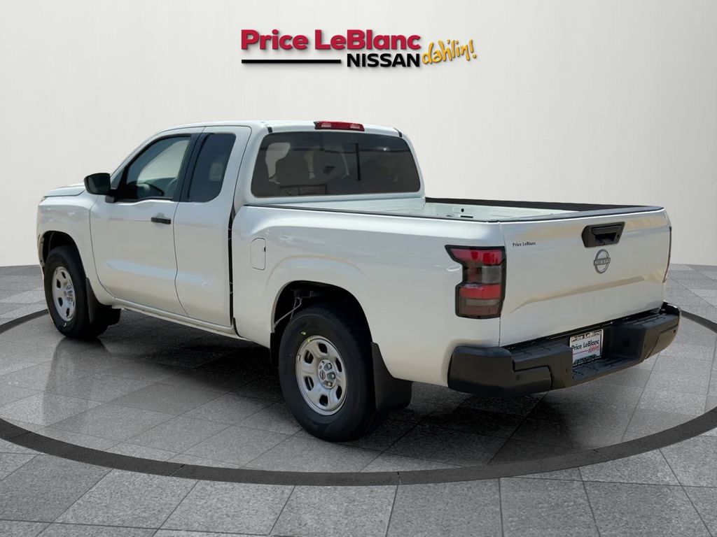 2026 Nissan Frontier King Cab S photo 3
