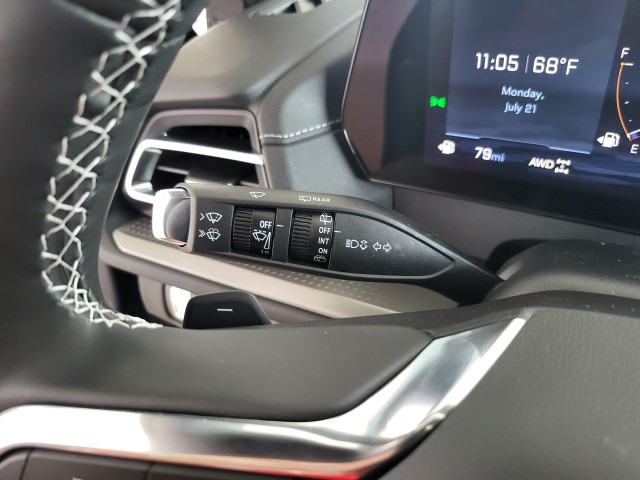 2025 Chevrolet Traverse photo 27