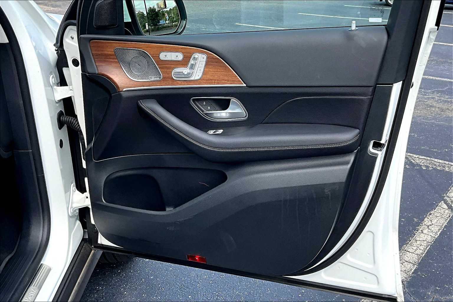 2025 Mercedes Benz GLE 350 4MATIC photo 21