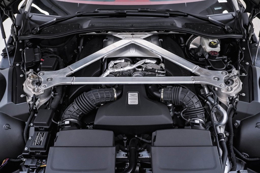 2020 Aston Martin Vantage AM6 photo 32