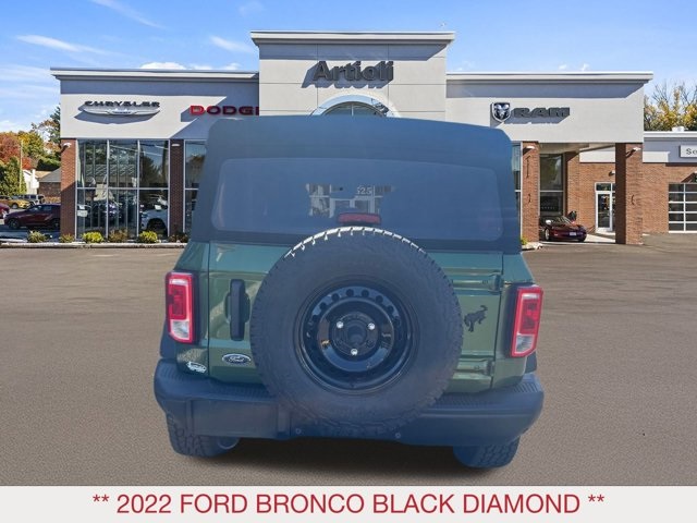 2022 Ford Bronco Black Diamond photo 3