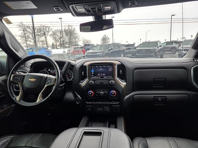2022 Chevrolet Silverado 1500 High Country photo 2