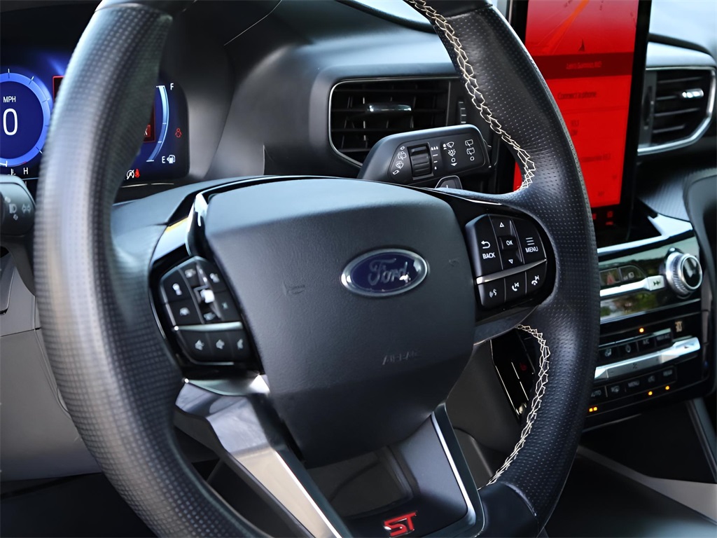 2021 Ford Explorer ST photo 20