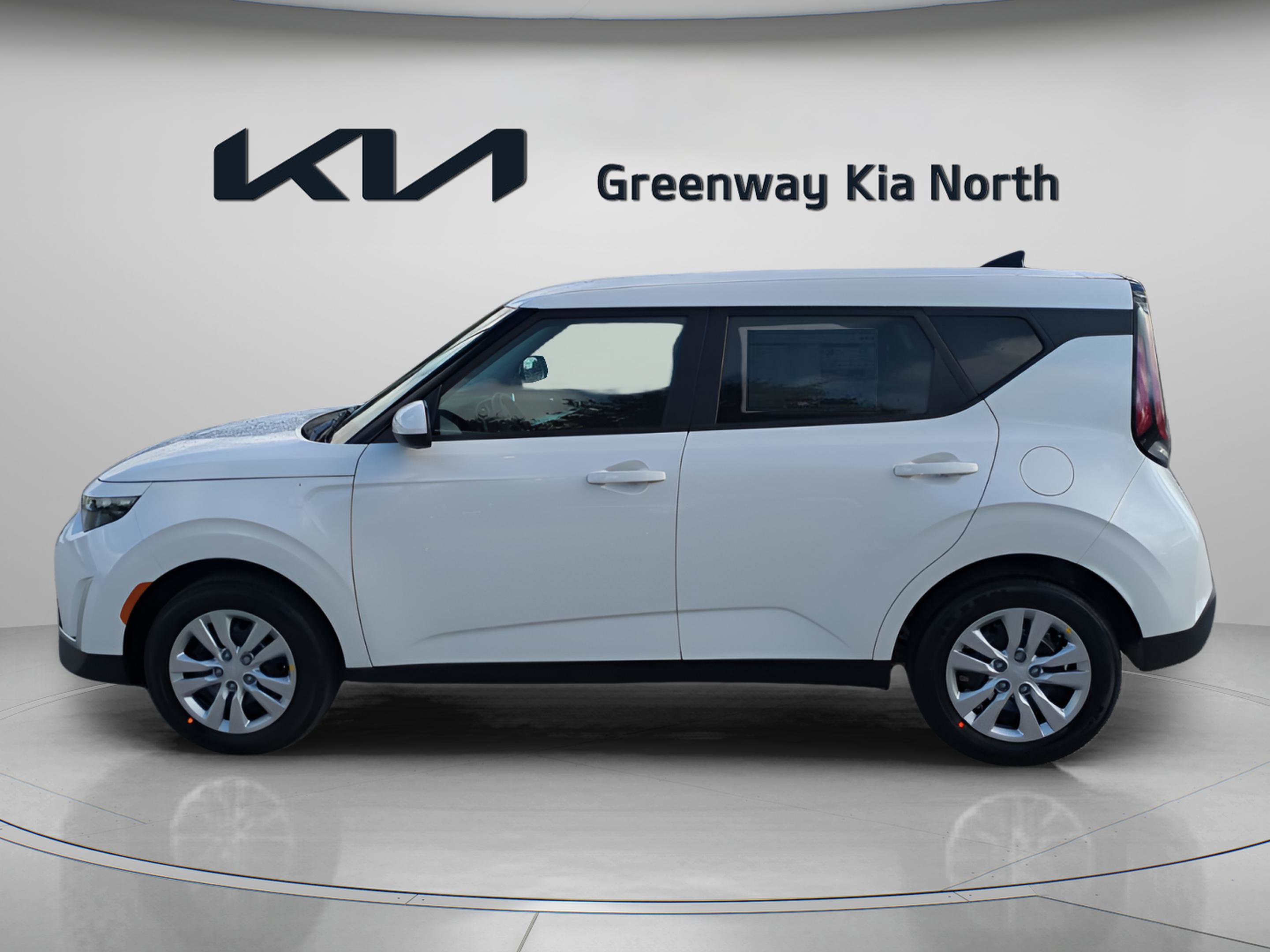 2025 Kia Soul LX photo 4