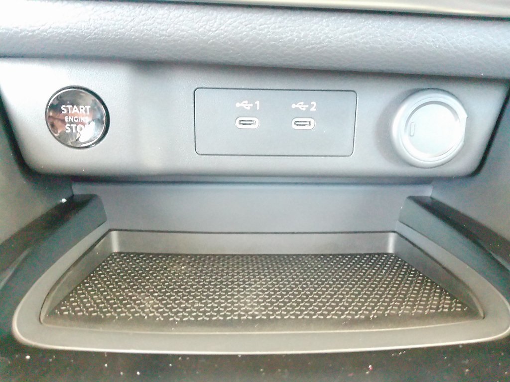 2026 Nissan Rogue SV photo 30