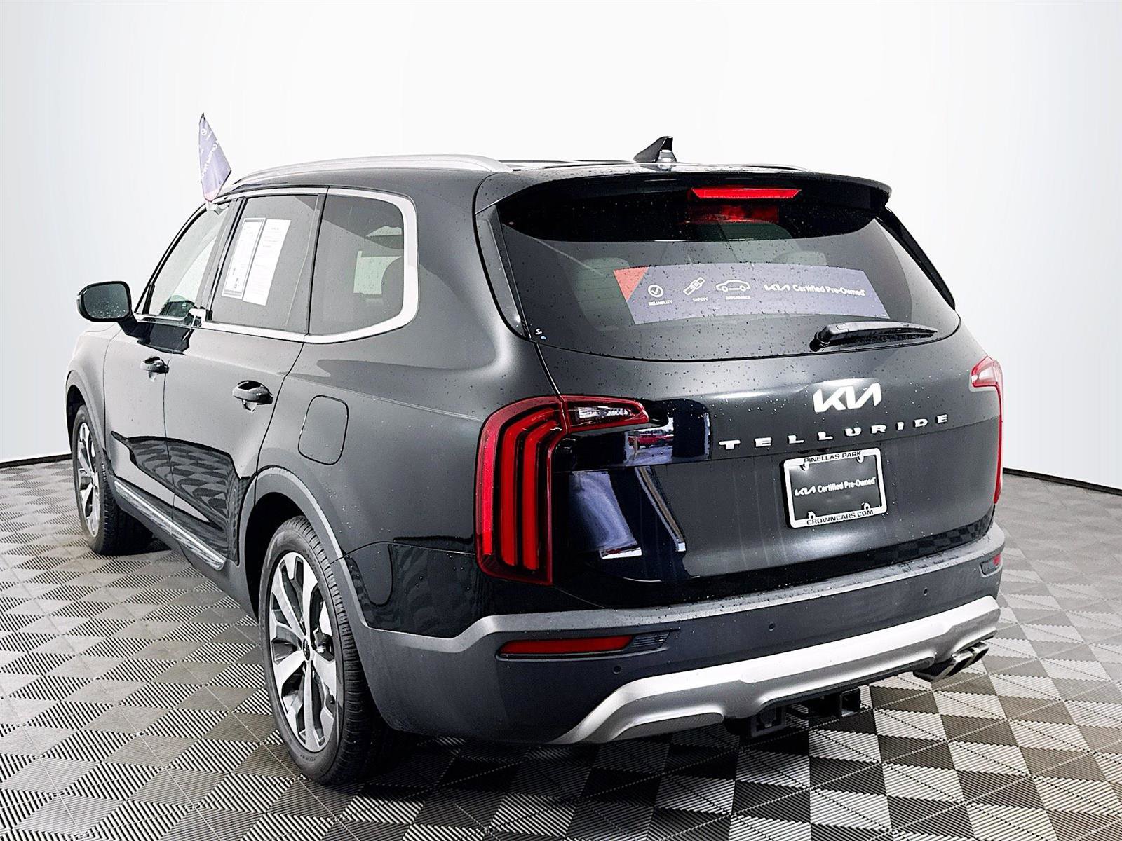 2022 Kia Telluride EX photo 3