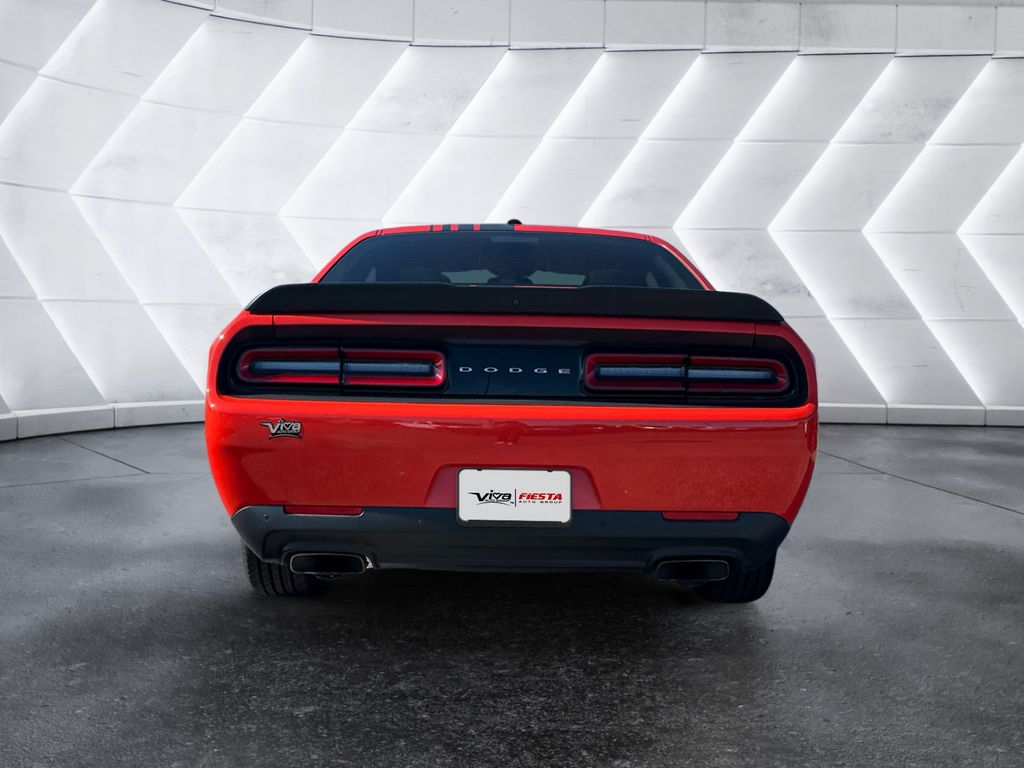 2018 Dodge Challenger R/T photo 5