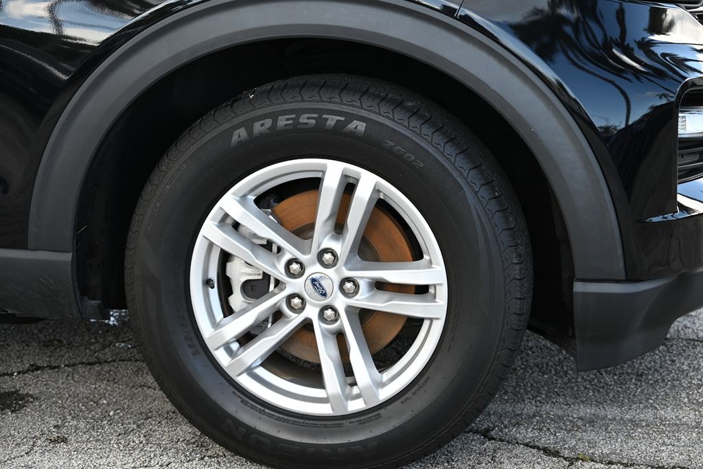 2021 Ford Explorer XLT photo 8