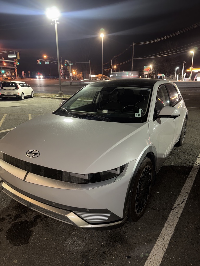 Used 2022 Hyundai IONIQ 5 Limited with VIN KM8KRDAF6NU102858 for sale in Riverdale, NJ