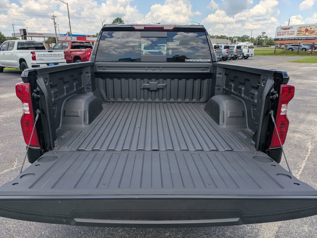 2025 Chevrolet Silverado 1500 LT photo 28